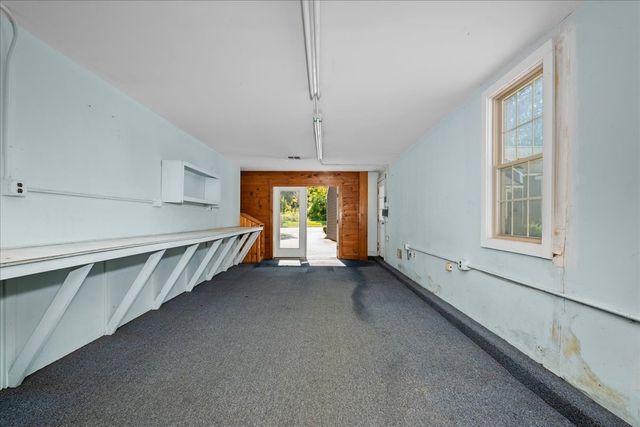 216 Boston Rd, Southborough, MA 01772