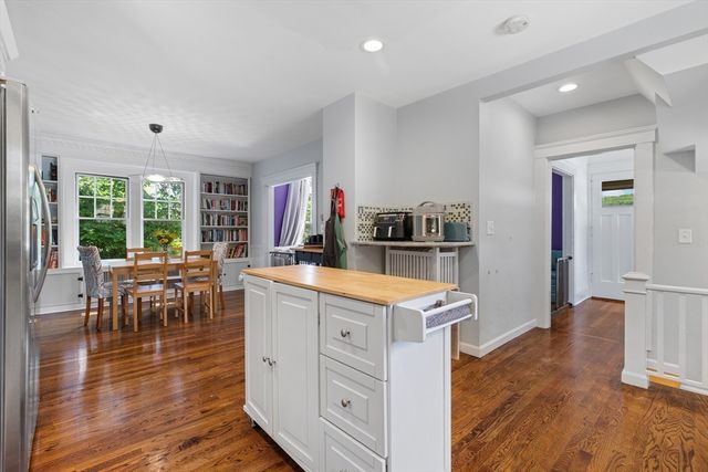 603 Chandler St, Worcester, MA 01602