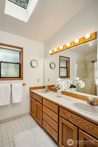 15955 Avondale Road NE, Woodinville, WA 98072