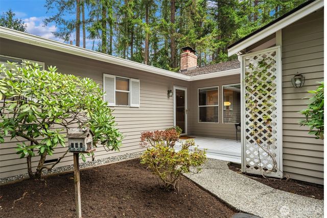 15955 Avondale Road NE, Woodinville, WA 98072