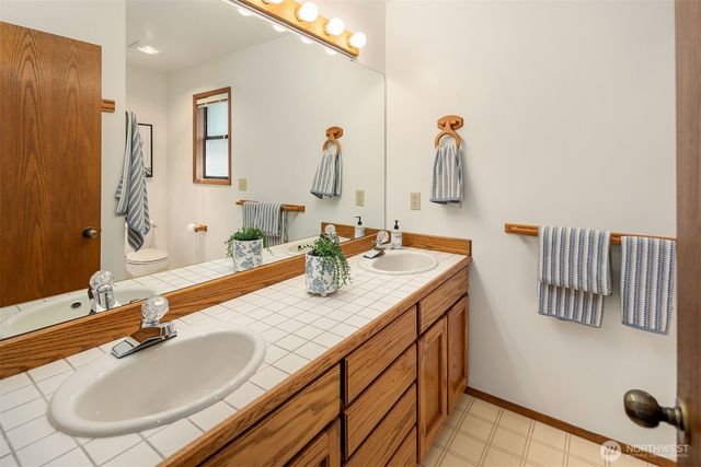 15955 Avondale Road NE, Woodinville, WA 98072