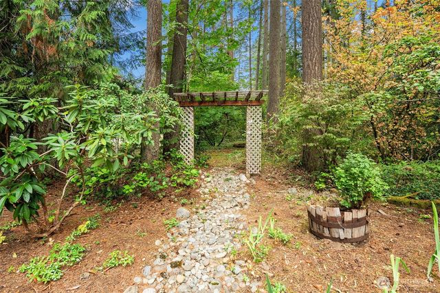 15955 Avondale Road NE, Woodinville, WA 98072
