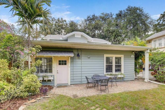 3219 W HAWTHORNE ROAD, Tampa, FL 33611