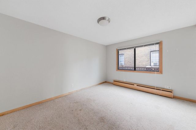 2530 1st Avenue S N204, Minneapolis, MN 55404