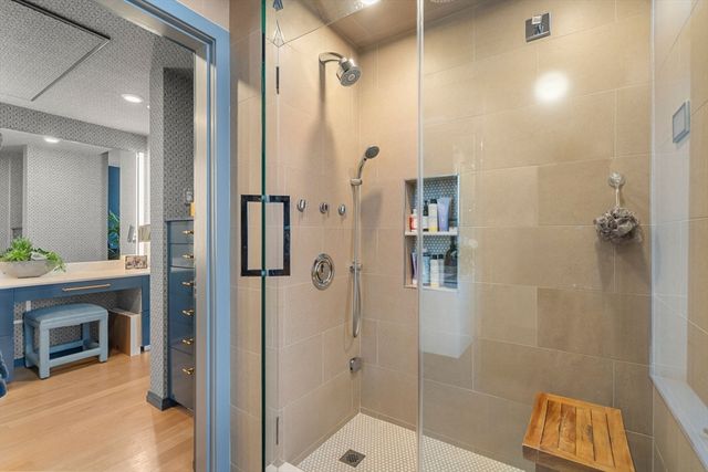 7 East Springfield PH6, Boston, MA 02118