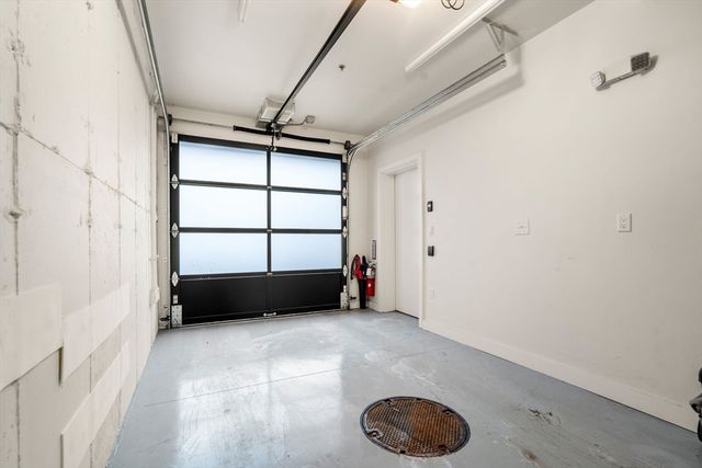 7 East Springfield PH6, Boston, MA 02118