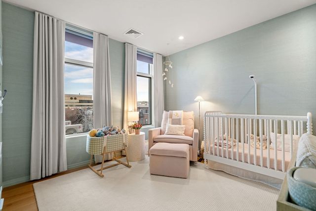 7 East Springfield PH6, Boston, MA 02118