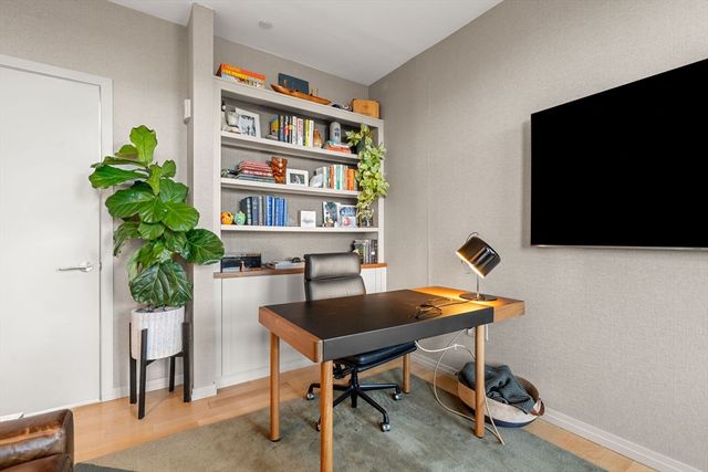 7 East Springfield PH6, Boston, MA 02118