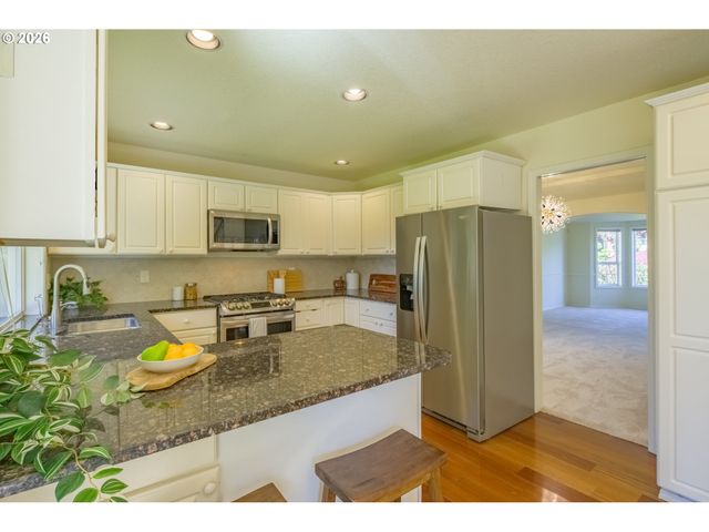 15146 Nw CHANNA Dr, Portland, OR 97229