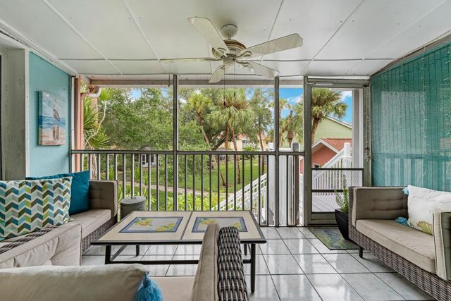 3675 41ST WAY S I, St Petersburg, FL 33711