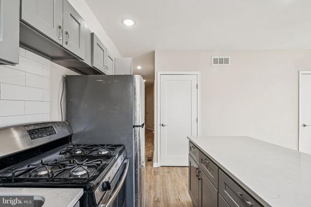 512 W NORRIS ST, Philadelphia, PA 19122