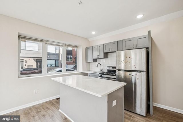 512 W NORRIS ST, Philadelphia, PA 19122