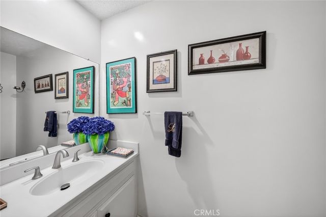5300 Fairview, Los Angeles, CA 90056
