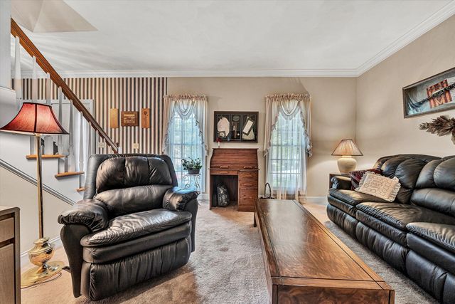 8281 Cardington DR, Roanoke, VA 24019