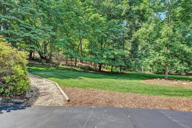 8281 Cardington DR, Roanoke, VA 24019