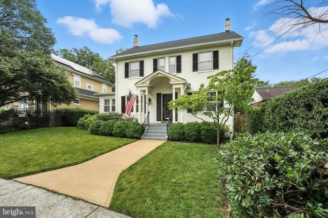 3516 RUNNYMEDE PL NW, Washington, DC 20015