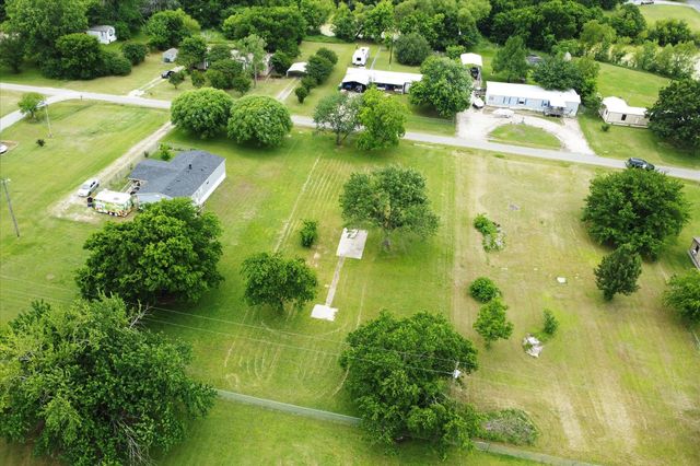 507 Deer Run, Southmayd, TX 75092
