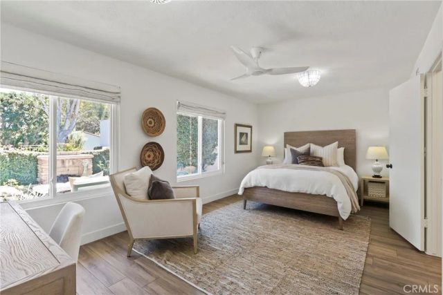 443 Vista Parada, Newport Beach, CA 92660