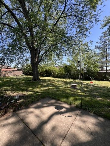 6925 Elder Court, Bridgeview, IL 60455
