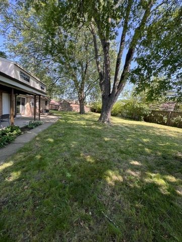 6925 Elder Court, Bridgeview, IL 60455