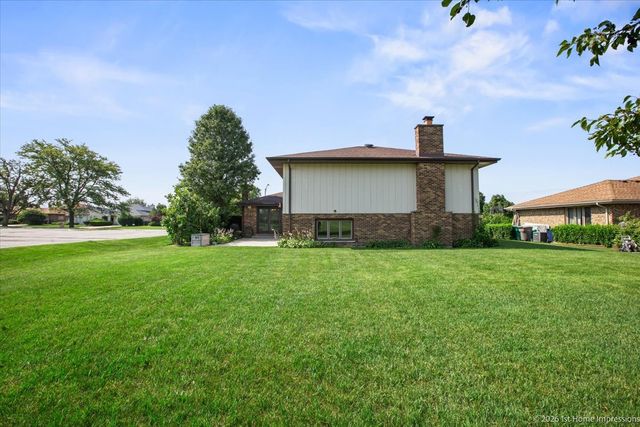 7348 Wheeler Drive, Orland Park, IL 60462