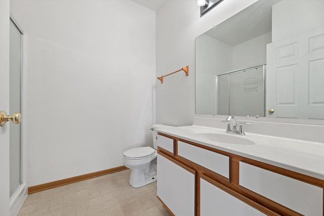 6954 Rolling Meadows COURT, Oak Creek, WI 53154