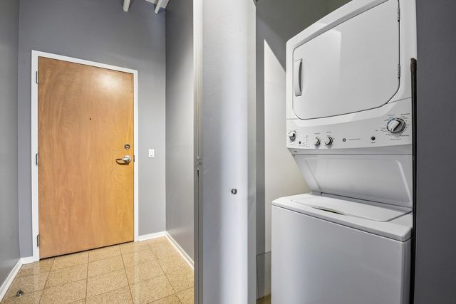 212 E Cullerton Street 409, Chicago, IL 60616