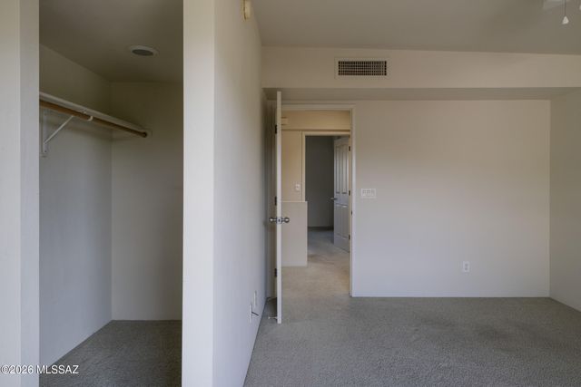 3141 E Sampras Lane, Tucson, AZ 85716