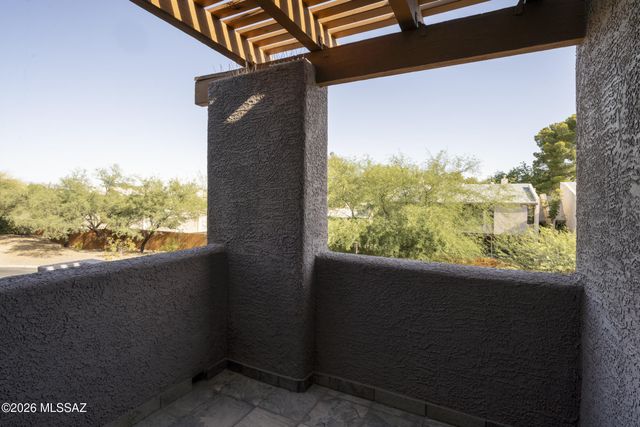 3141 E Sampras Lane, Tucson, AZ 85716