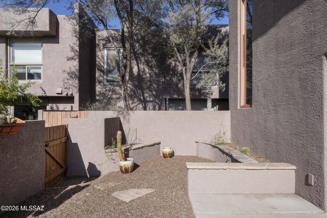 3141 E Sampras Lane, Tucson, AZ 85716