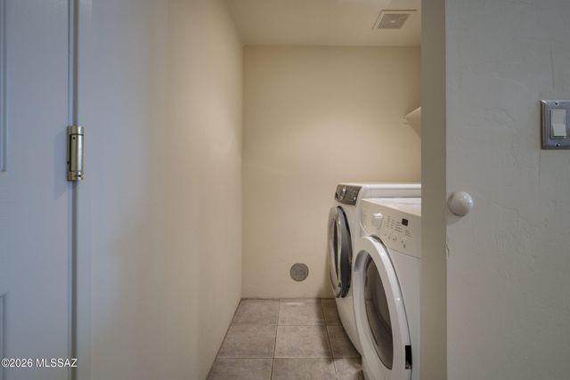 3141 E Sampras Lane, Tucson, AZ 85716