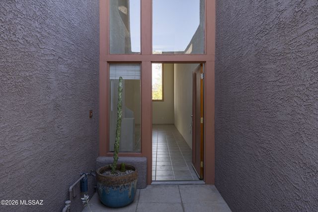 3141 E Sampras Lane, Tucson, AZ 85716
