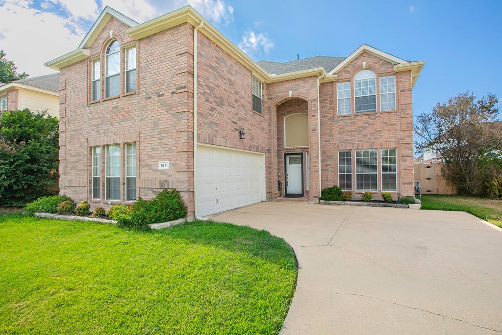 1511 Brighton Drive, Mansfield, TX 76063 — exterior