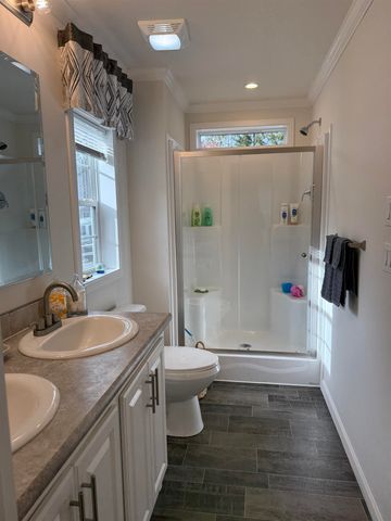 14 Sir Lancelot Drive, Exeter, NH 03833