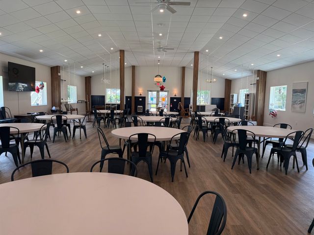 14 Sir Lancelot Drive, Exeter, NH 03833