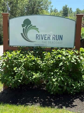 14 Sir Lancelot Drive, Exeter, NH 03833