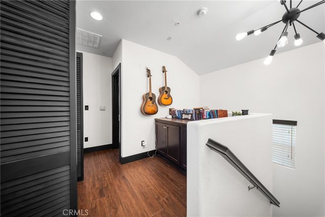 6198 Lincoln 18, Cypress, CA 90630