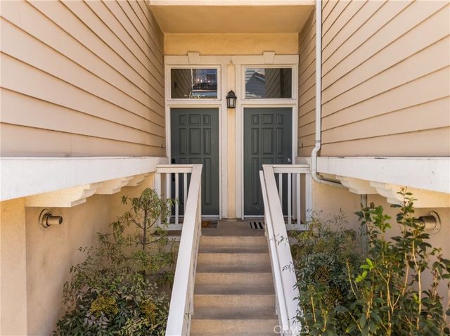 6198 Lincoln 18, Cypress, CA 90630
