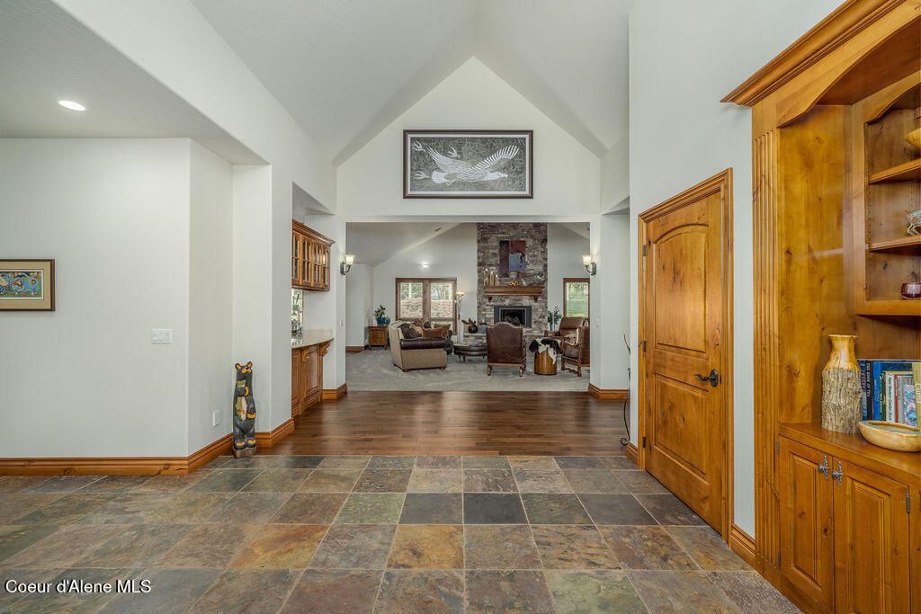 1560 E Bruin Lp, Hayden, ID 83835 photo 4