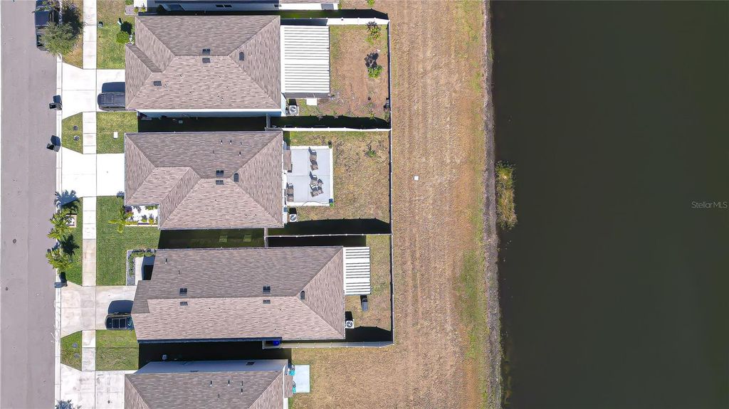 Image 26 of property listing at 11906 DOWNY BIRCH DRIVE, Riverview, FL 33569