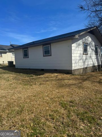 42 Busha Street, Toccoa, GA 30577