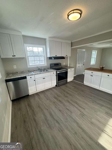 42 Busha Street, Toccoa, GA 30577