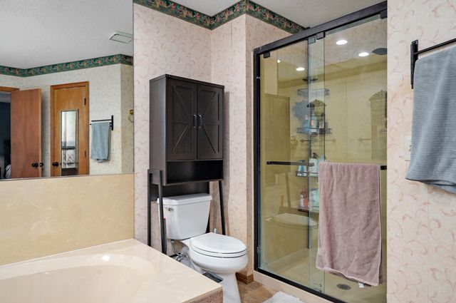 1226 E Highpoint Street, Springfield, MO 65804