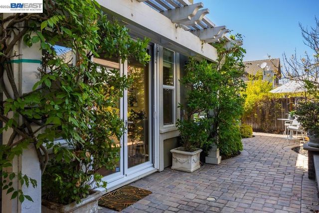 217 Wimbledon Ct, San Ramon, CA 94582