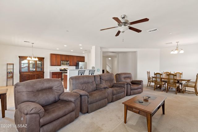 12453 N Starthroat Drive, Marana, AZ 85653