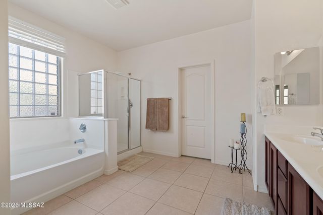 12453 N Starthroat Drive, Marana, AZ 85653