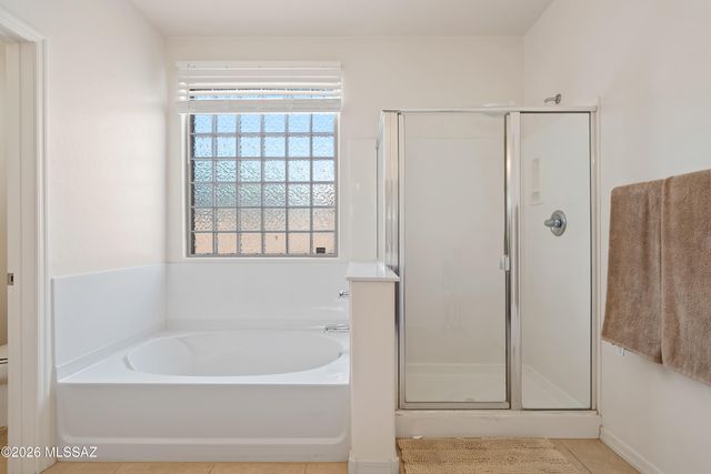12453 N Starthroat Drive, Marana, AZ 85653