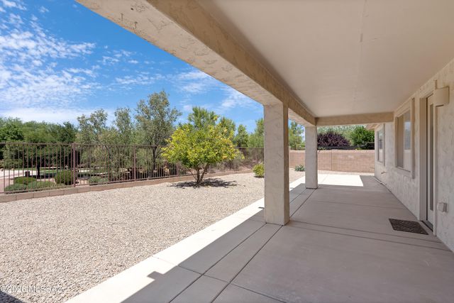 12453 N Starthroat Drive, Marana, AZ 85653