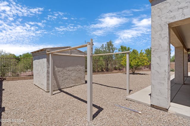 12453 N Starthroat Drive, Marana, AZ 85653
