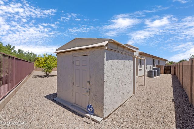 12453 N Starthroat Drive, Marana, AZ 85653